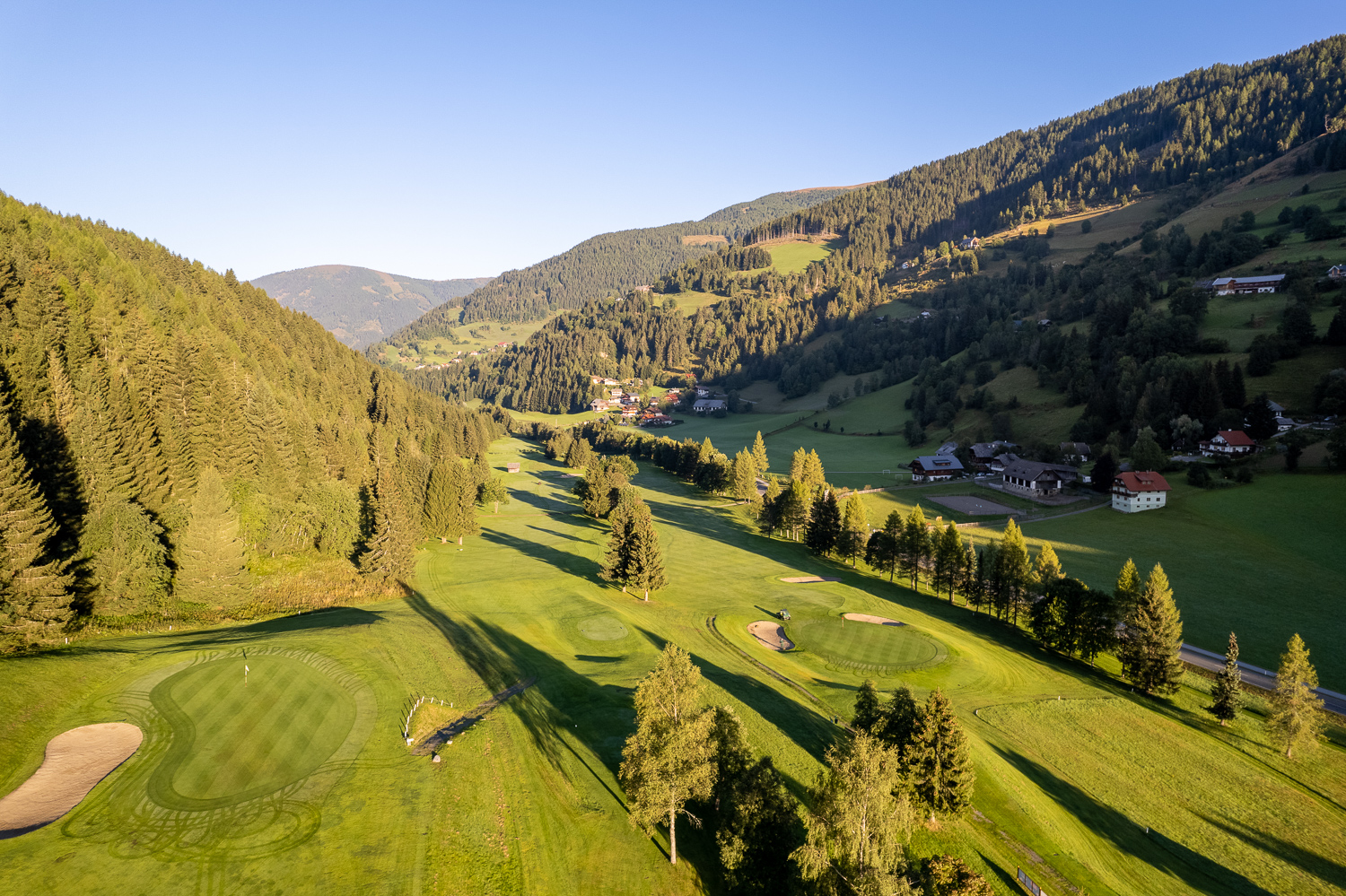 Golf vacation in Carinthia: Golf course Bad Kleinkirchheim - 18 hole golf course in the beautiful Carinthian Nockberge mountains.